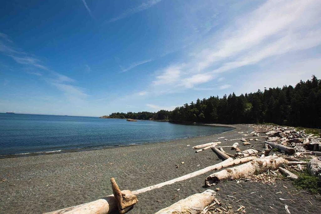 Вілла The Royal Bay Getaway Вікторія Екстер'єр фото